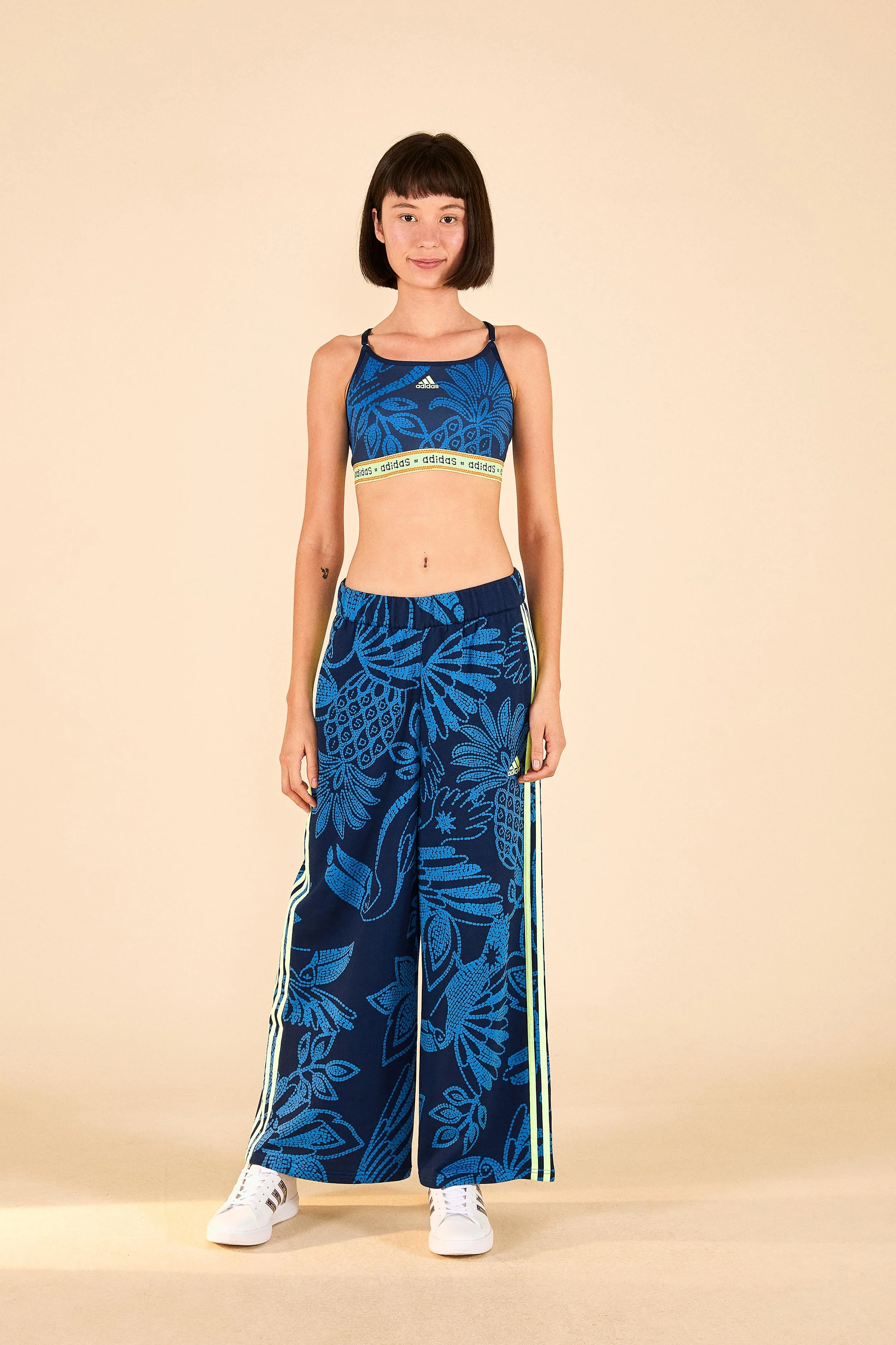 ADIDAS FARM LS Bra Blue - Image 4
