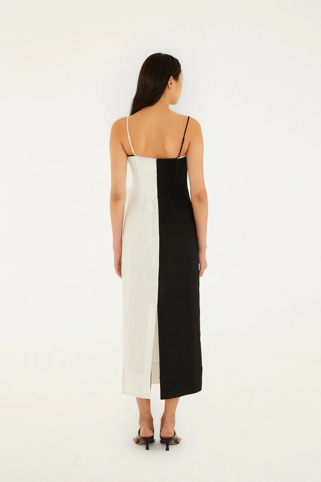 Black And White Embroidered Toucan Euroflax™ Premium Linen Sleeveless Maxi Dress - Image 3