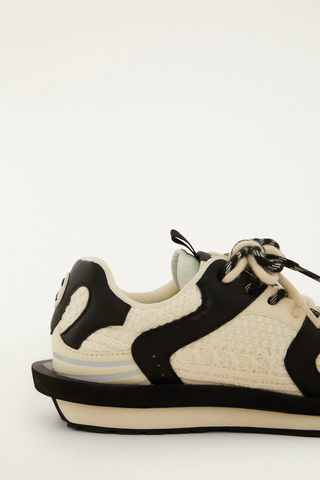 Off-White Farm Rio Sneaker - Image 6
