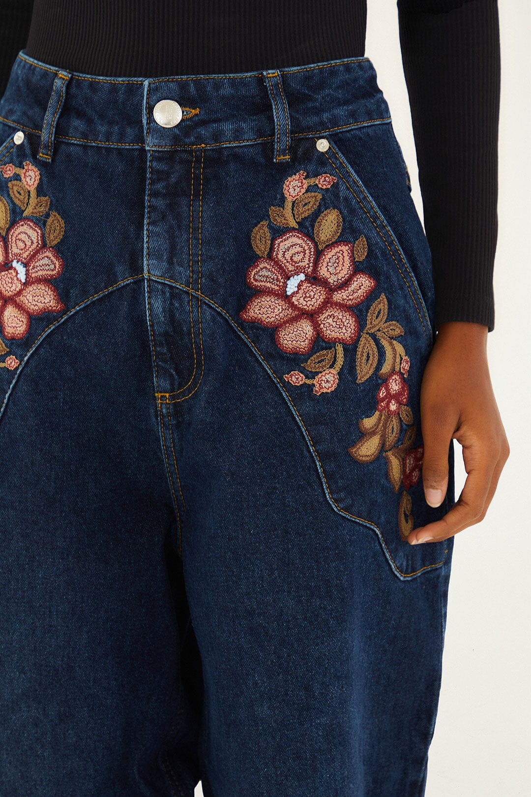 Denim Floral Embroidery Pants - Image 3