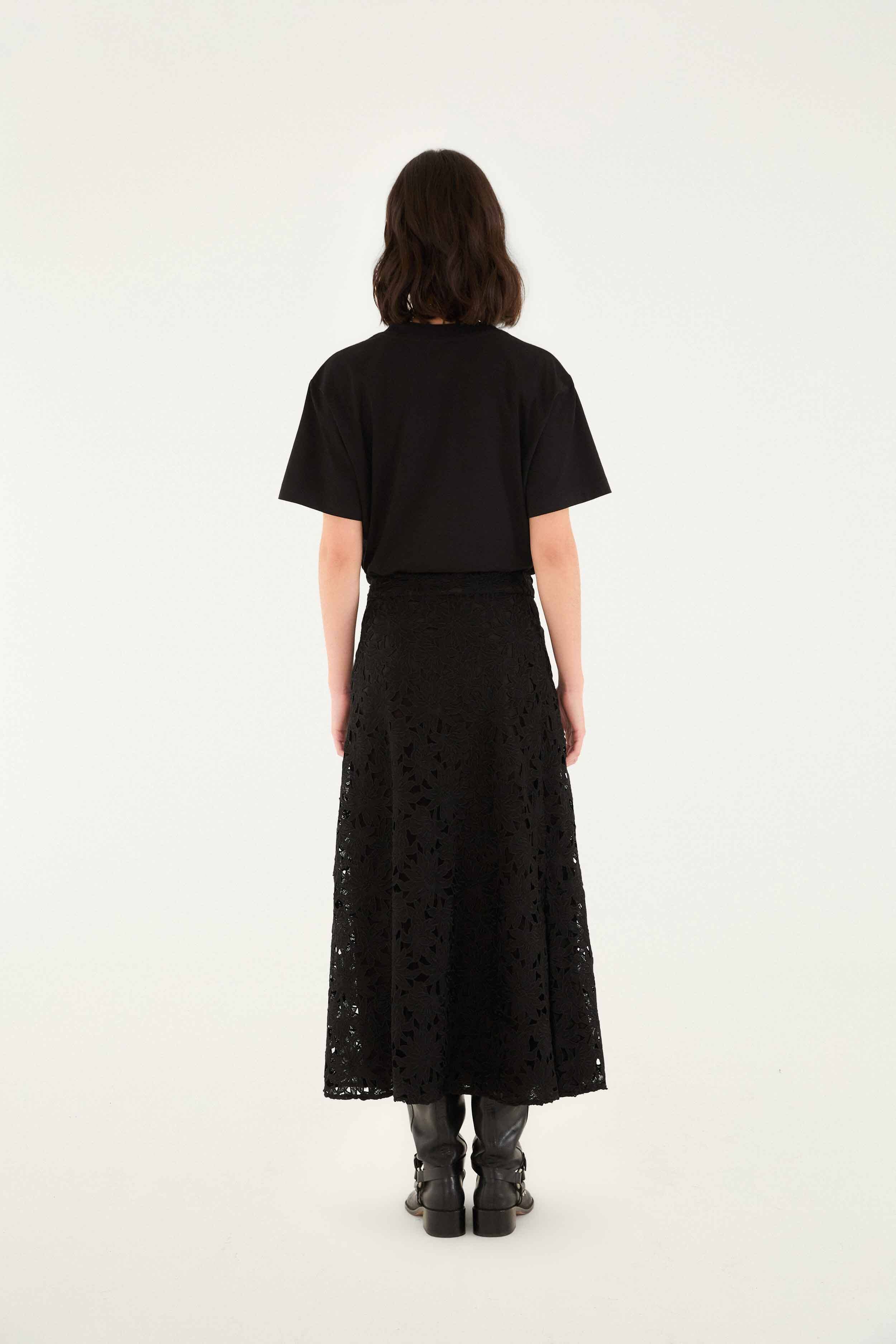 Black Flowered Lace Midi Skirt - Image 4