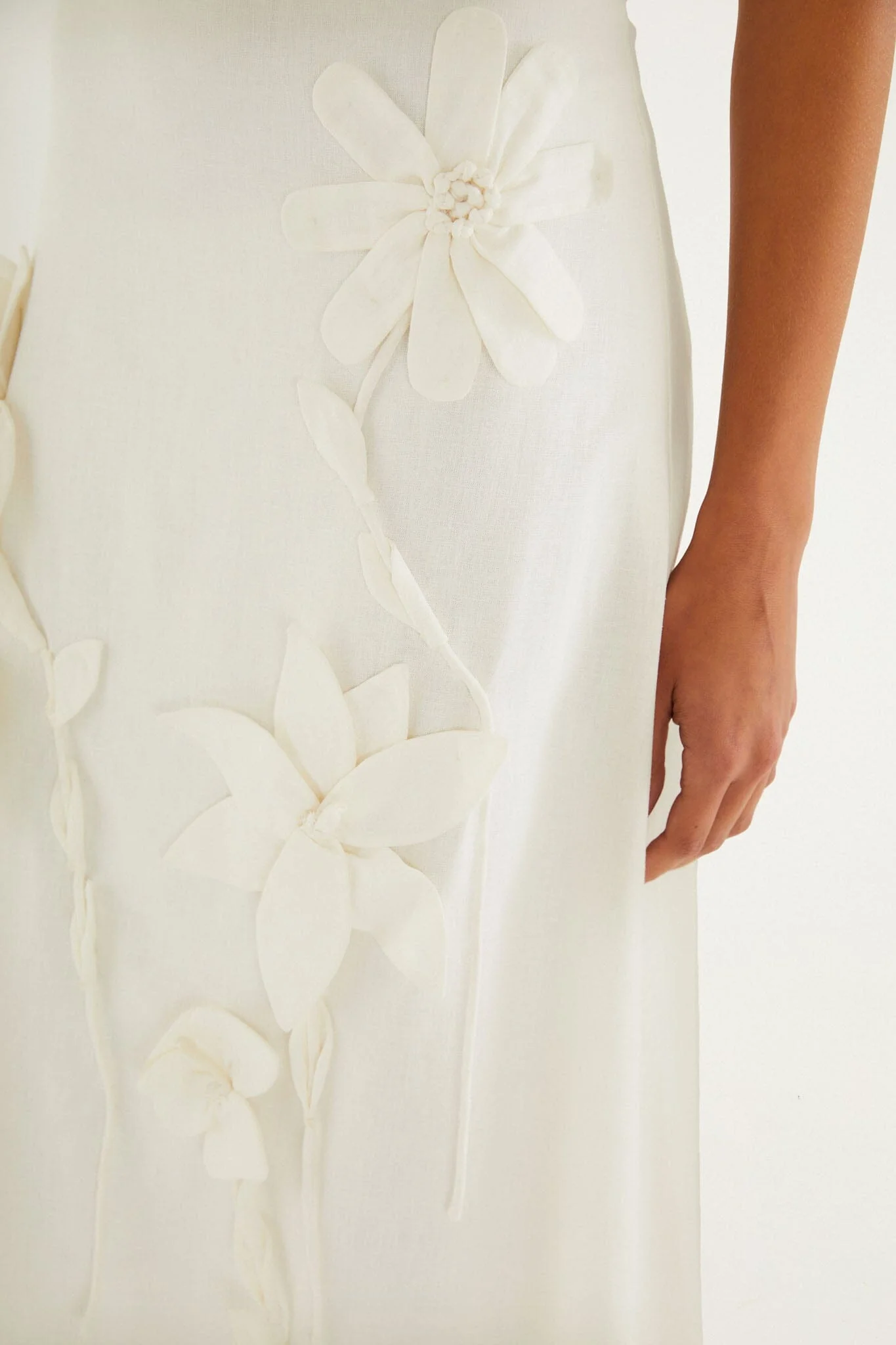 Off-White 3d Flowers Midi Skirt - Image 4