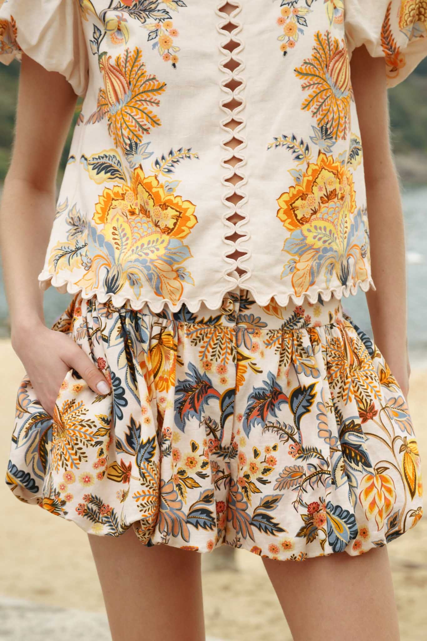 Off-White Ligia Lenzing Ecovero Euroflax Shorts - Image 2