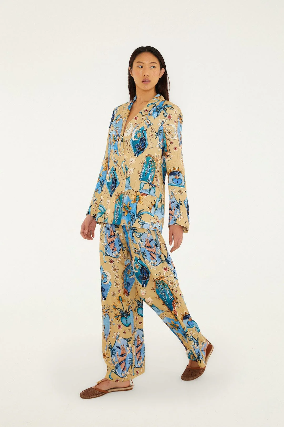Sand Mystical Notched Lapel Lenzing™ Ecovero™ Viscose Blazer - Image 4