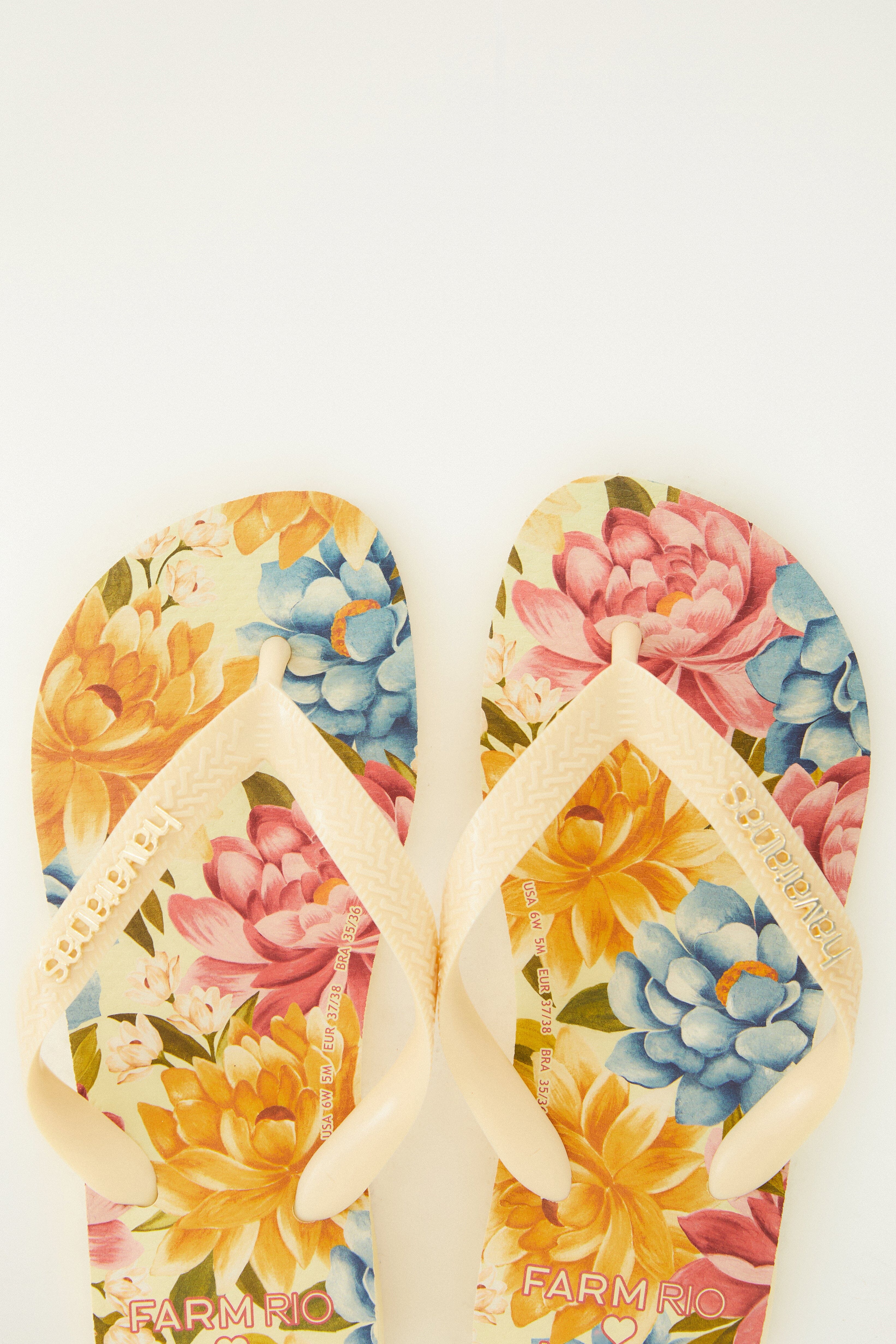 Soft Yellow Rebeca Bloom Havaianas - Image 3