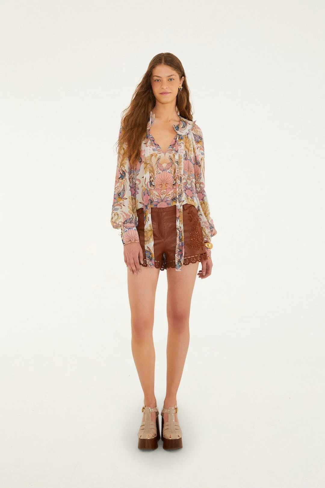Caramel Richelieu Belt Loops Leather Shorts - Image 4
