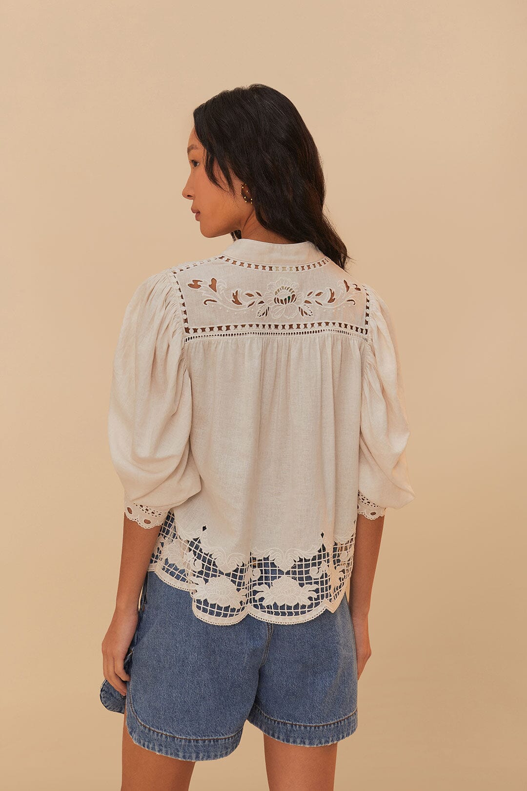 Off-White Romantic Richelieu LENZING™ ECOVERO™ Euroflax™ Blouse - Image 3