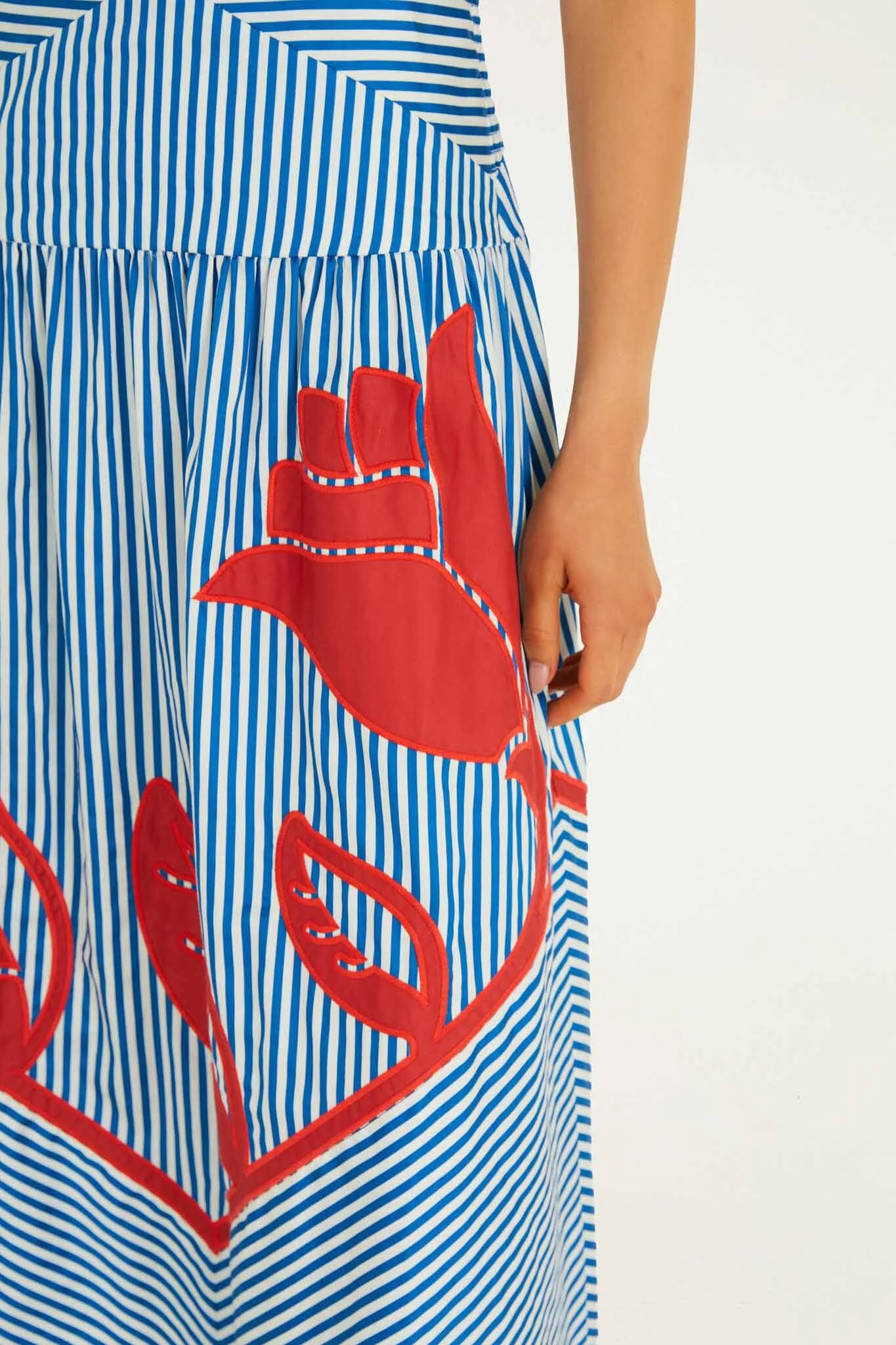 Blue Sky Stripes Sleeveless Midi Dress - Image 4