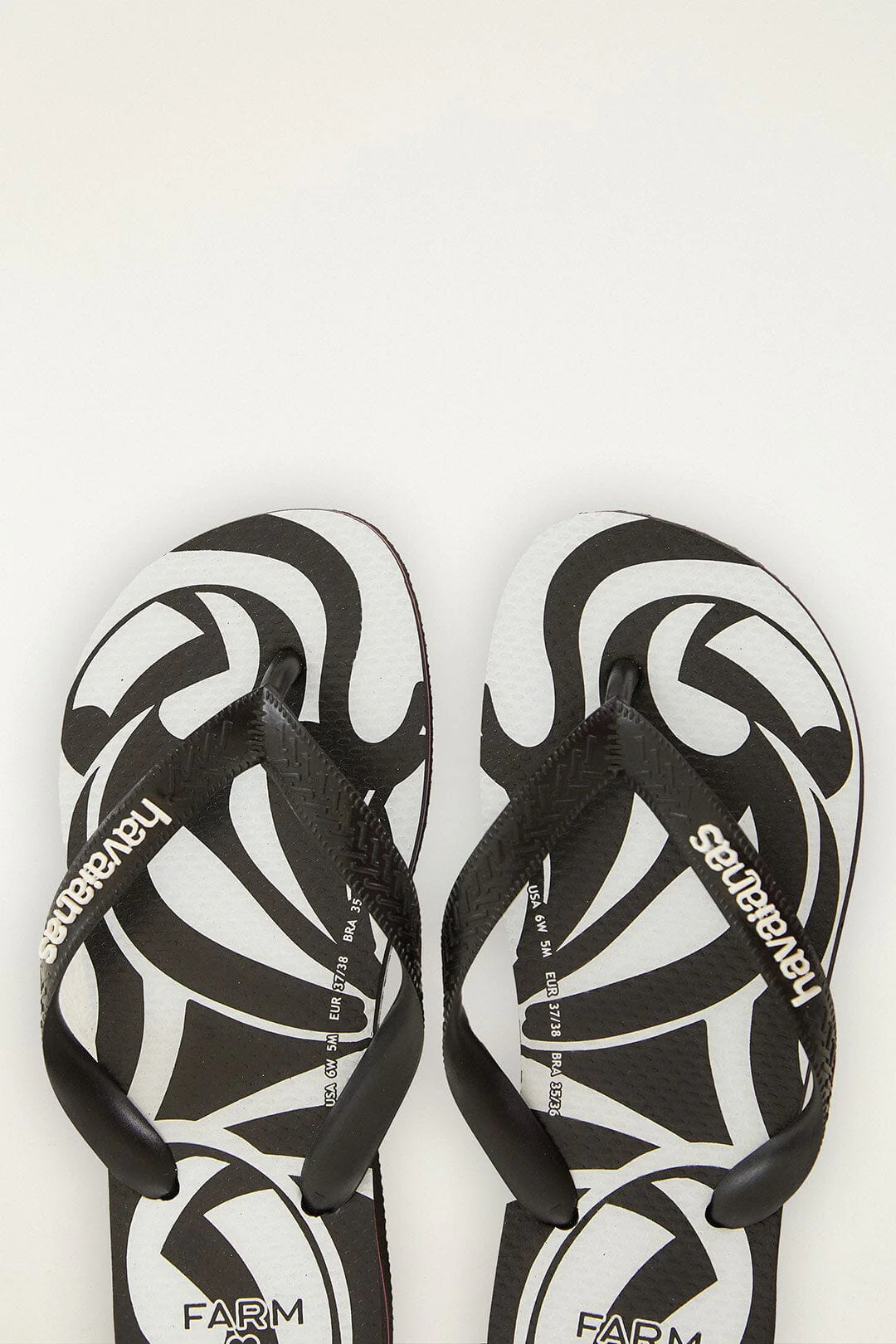 Tucanada Rainbow Havaianas - Image 3